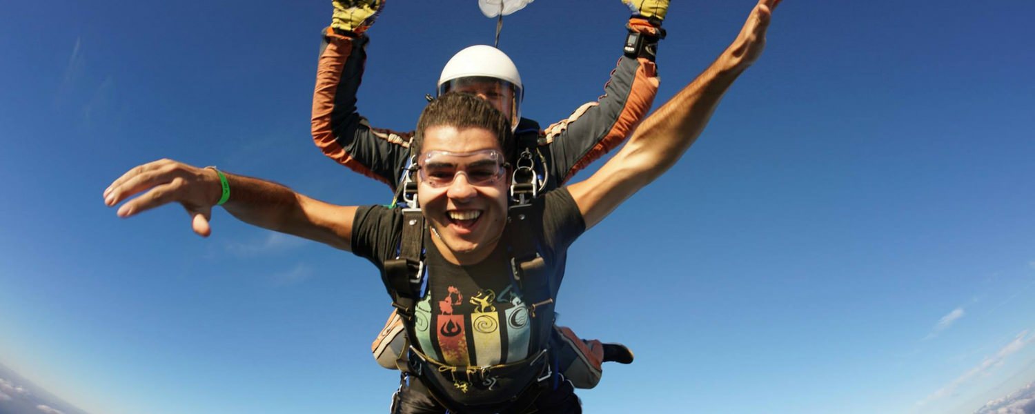 What's The Difference Between Skydiving & Bungee Jumping?