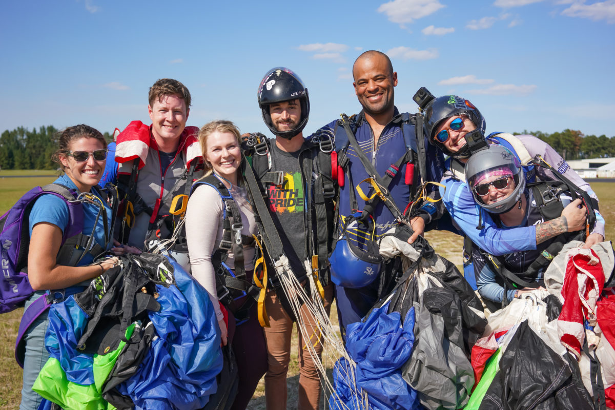 become a skydiver
