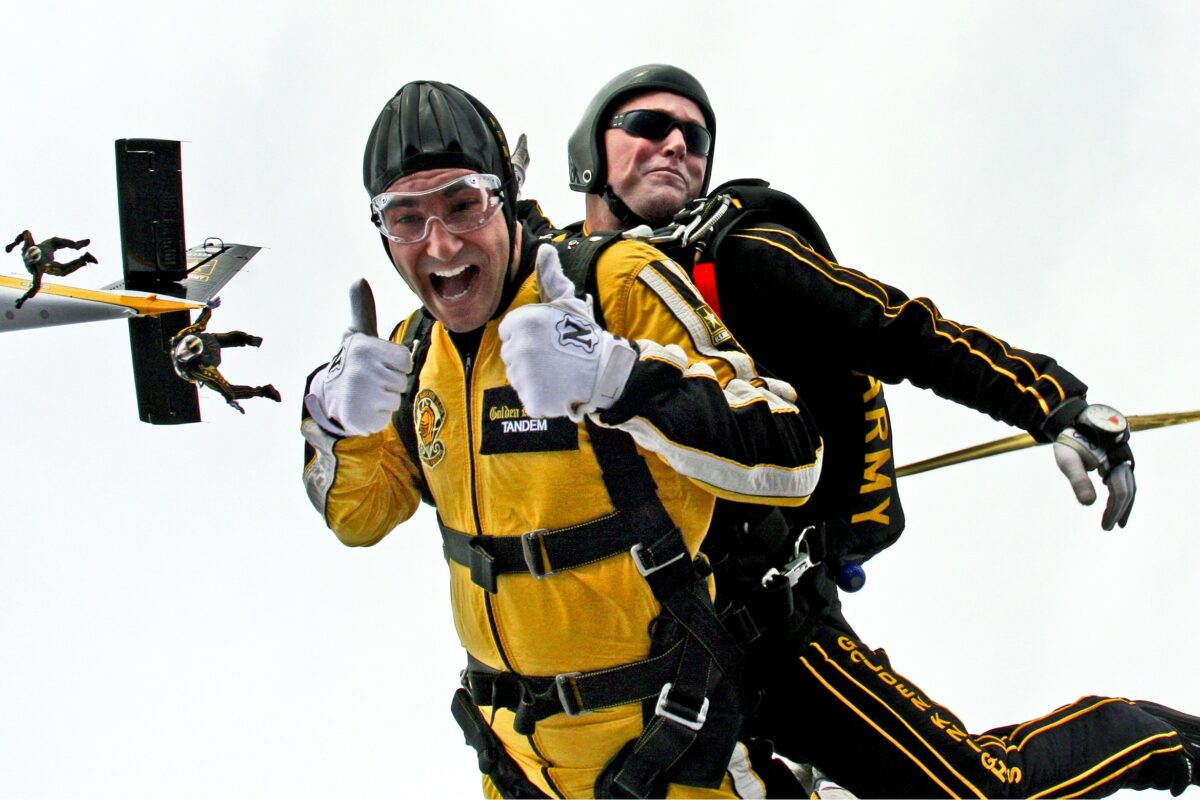 Skydiving vs. Bungee Jumping